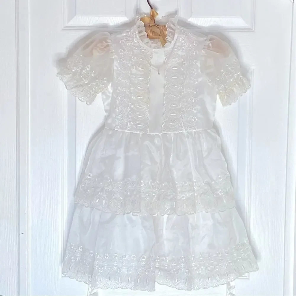 Little Girls Vintage Dress lace, beads, Dolly Size 7